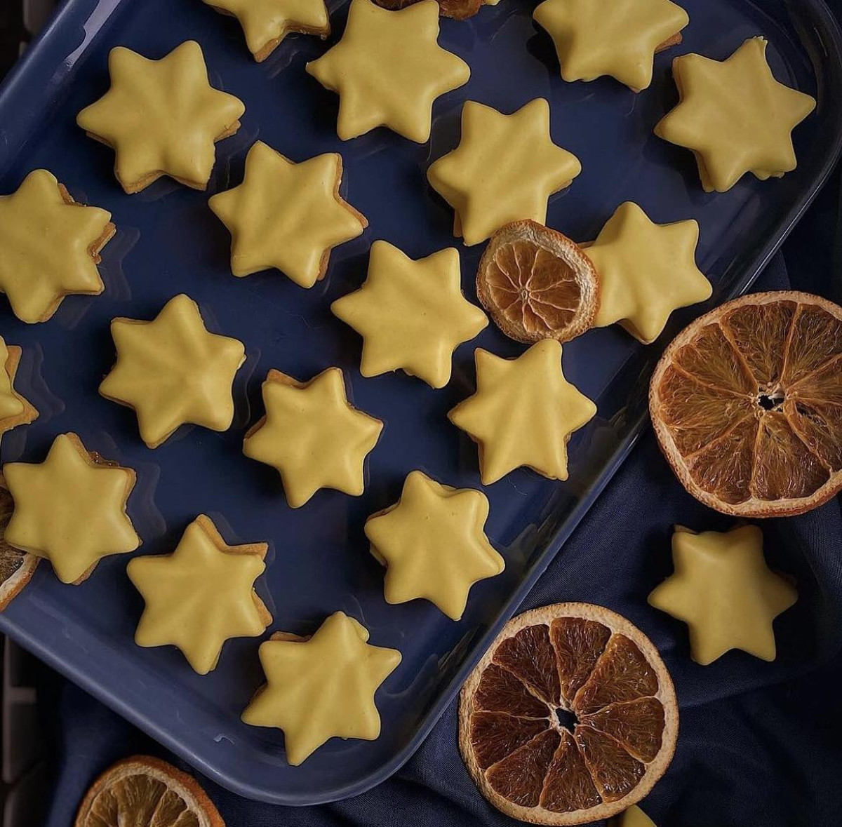 Pomarančové linecké s kurkumou